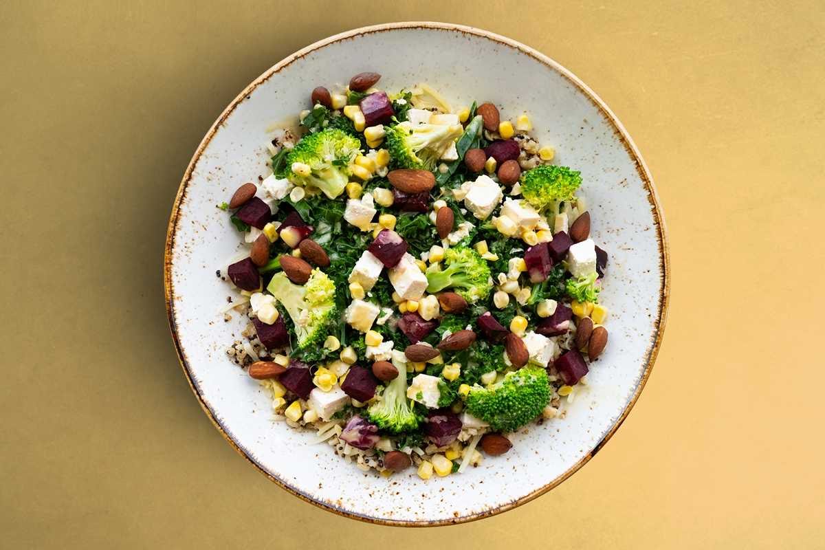 Life Alive Organic Cafe Back Bay by null