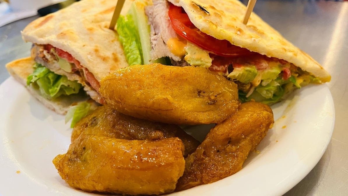 Uncle Milton’s catering by null