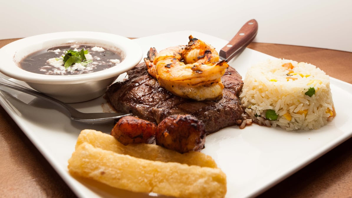 Gloria's Latin Cuisine by null
