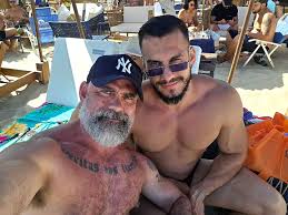 Voyeur nudist beach couple nude amateur porn jpg x Beach couples