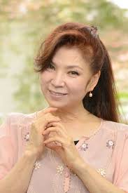 八代亜紀乳首|八代亜紀さん、“ヌード写真”封入アルバム発売に所属事務所が声明を発表「絶対に許すことのできないもの」