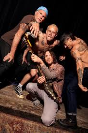 image chili dolcemodz star 2|RED HOT CHILI PEPPERS（レッド・ホット・チリ・ペッパーズ）、来年2月に単独来日公演決定 - TOWER RECORDS ONLINE