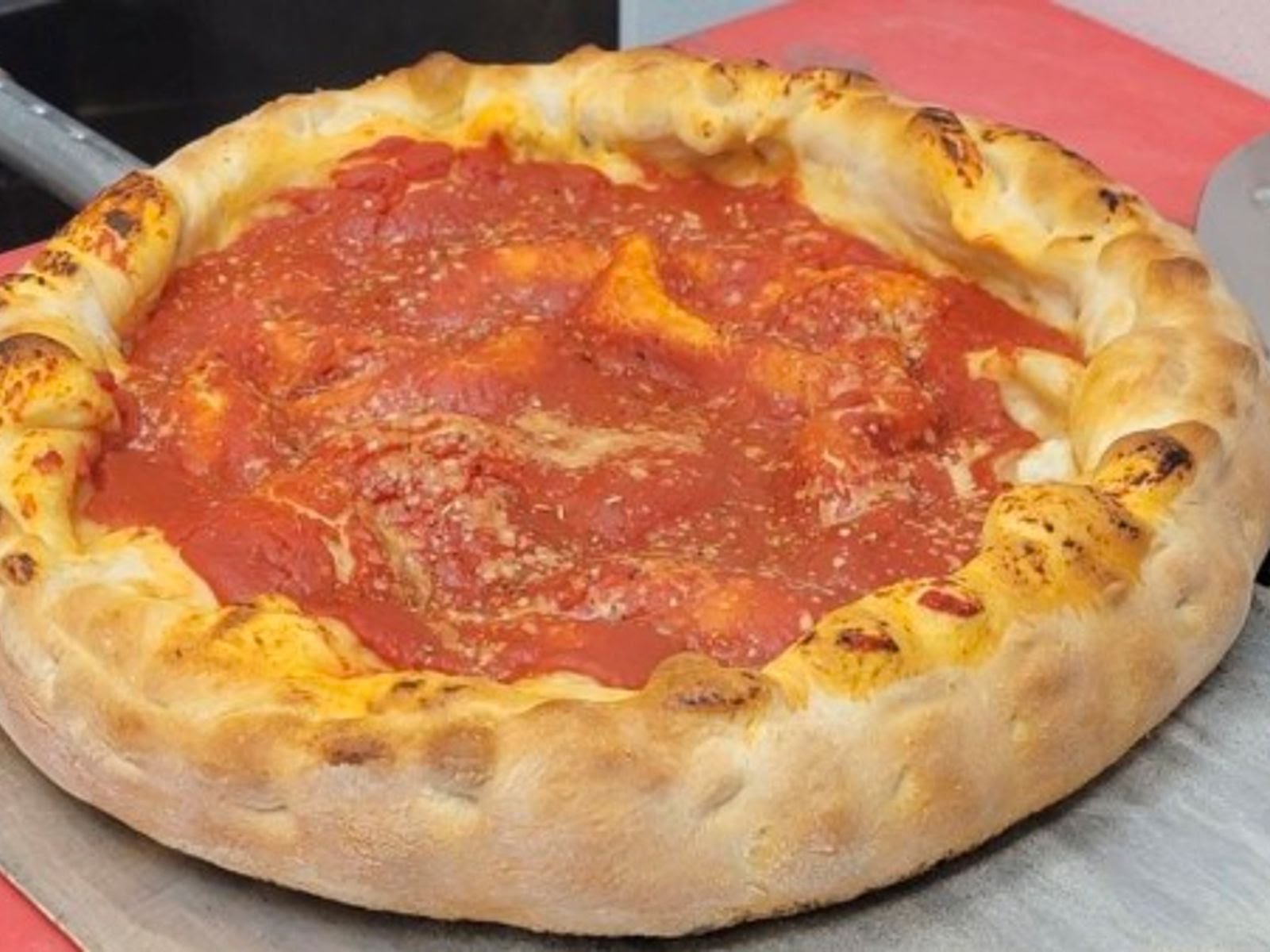 Edith's Pizza by null