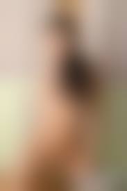 kamilla18 porno|Kamilla in Waiting for the Train for MPLSTUDIOS