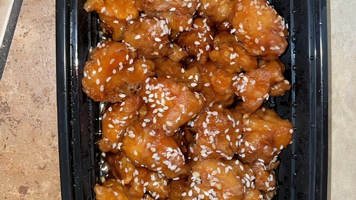 Totts Asian Diner by null