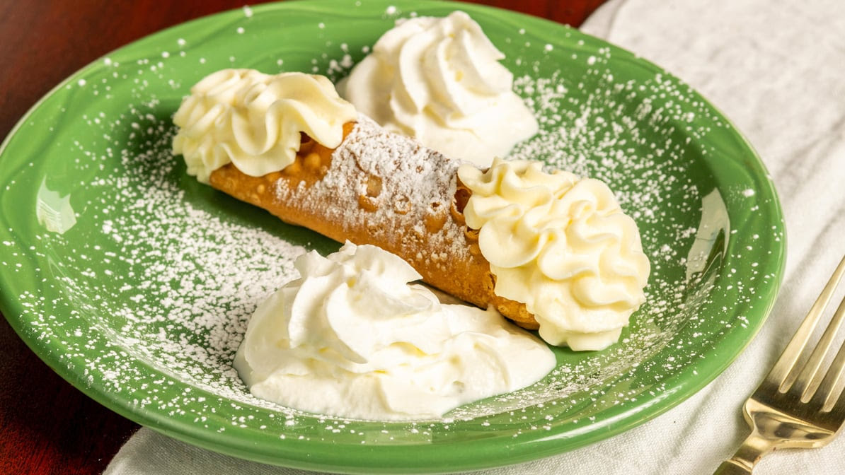 Romeo & Juliet’s Caffè & Bakery by null