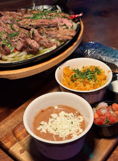 Mariposa Cocina & Cocktails by null