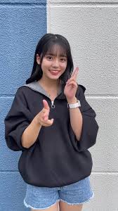 松島かのん 可愛い|松島 かのん | ハロプロ×GU コラボTシャツ🤍 ᴳᴱᵀしました🫶💕 後ろのロゴが可愛い🫧 黒Tもᴳᴱᵀ❣️また後日ÜPするね✨  ②枚とも見てね～🩵 #松島かのん #フィット所属 #制コレ22 #準グランプリ #カメラ女子 #gu #ハロプロ #コラボtシャツ #黒髪  #セミロング #jk ...