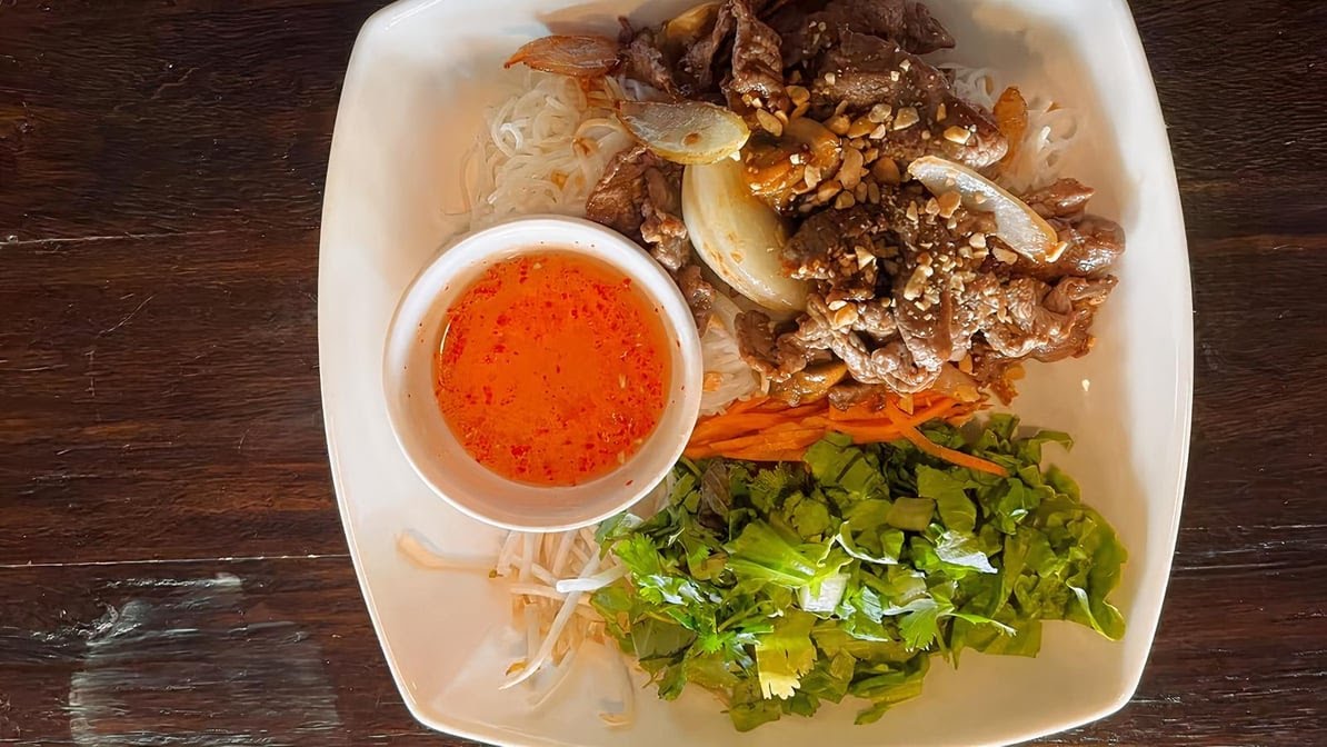 Lele East & West Thai Vietnamese Cuisine by null