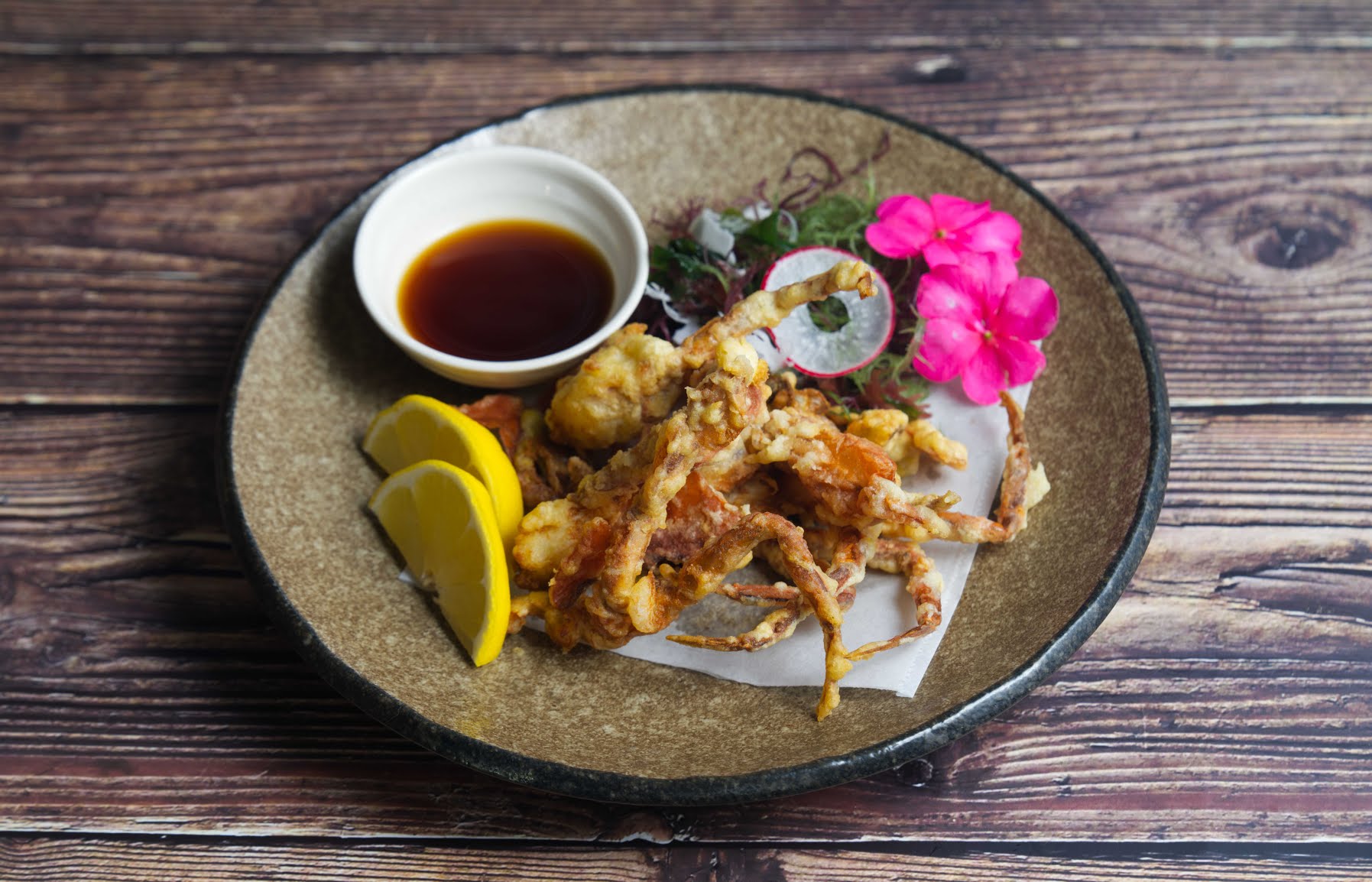 RIZE THAI SUSHI by null