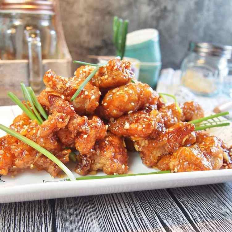 Golden Lake Eatery by null