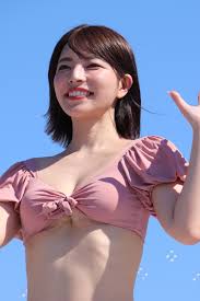 屋外路上露出ＪＫ|白い背景にコートと帽子をかぶった露出狂の写真素材・画像素材 Image 202724887