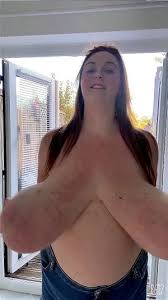 Huge swinging tits jpg x Huge swinging tits