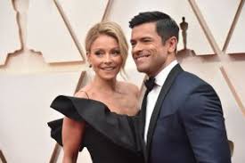 A timeline of kelly ripa and mark consuelos relationship jpg x Kelly ripa sexy