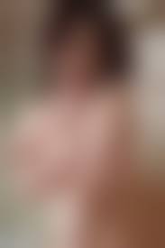 ムチムチ熟女まんこ　無修正画像|むちむち熟女のモザなしおまんこにザーメン中出し | レディーババ