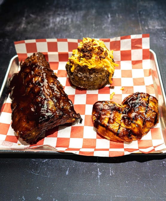 Randy's Bar & Grill by null