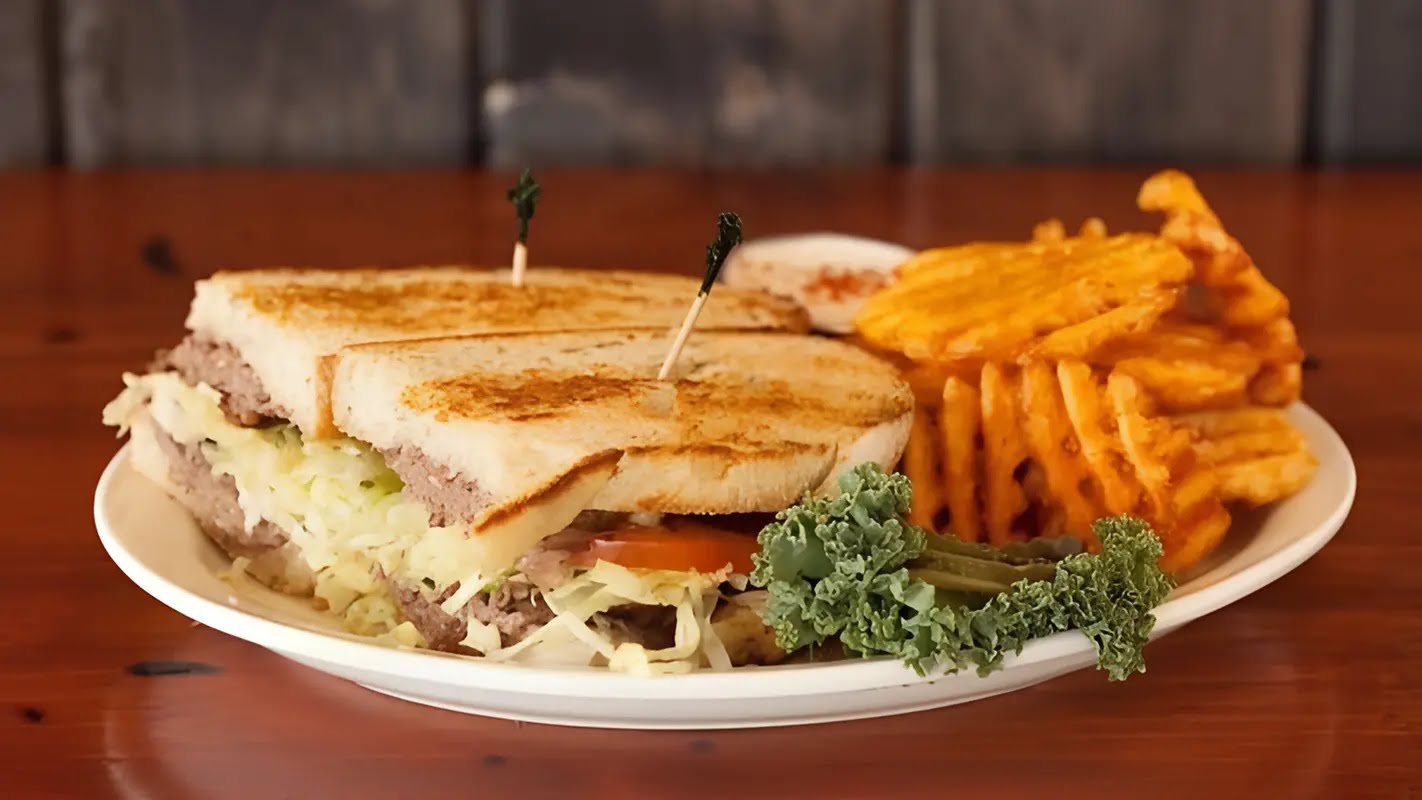 Buffalo Gap Saloon & Eatery: Restaurant & Bar by null