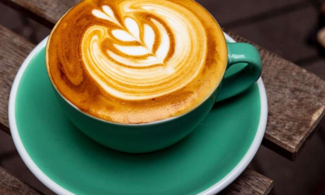 C'est La Vie Cafe by null