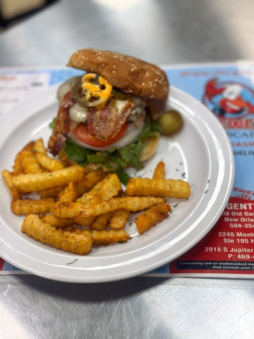 Pee-Wee's Crab Cakes on the Go of Texas by null