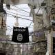 Syria rebels battle IS at Iraqi border, aim to cut 'caliphate' in two 