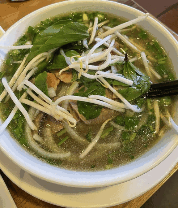 Pho Ivy by null