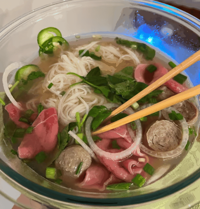 Pho Ha by null