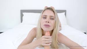 Anya olsen gives nice slobbery blowjob jpg x Anya olsen blowjob