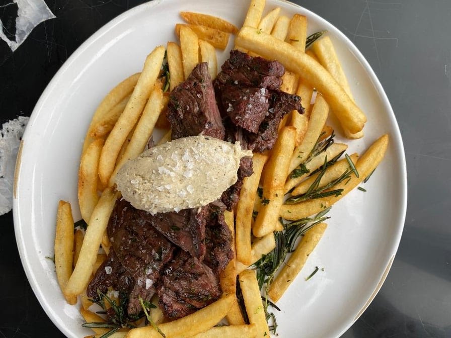 The Lexington by null