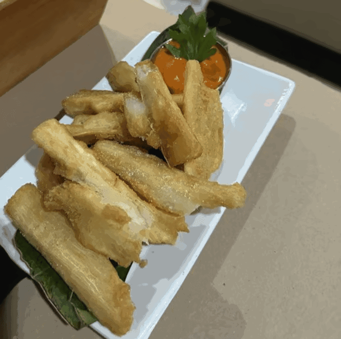 Lazaro's Cuban Cuisine by null