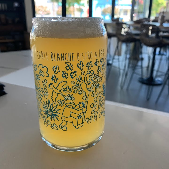 Carte Blanche Bistro & Bar by null