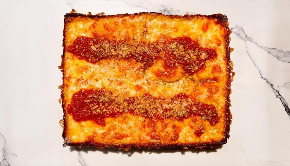 D-Town Pizzeria by null