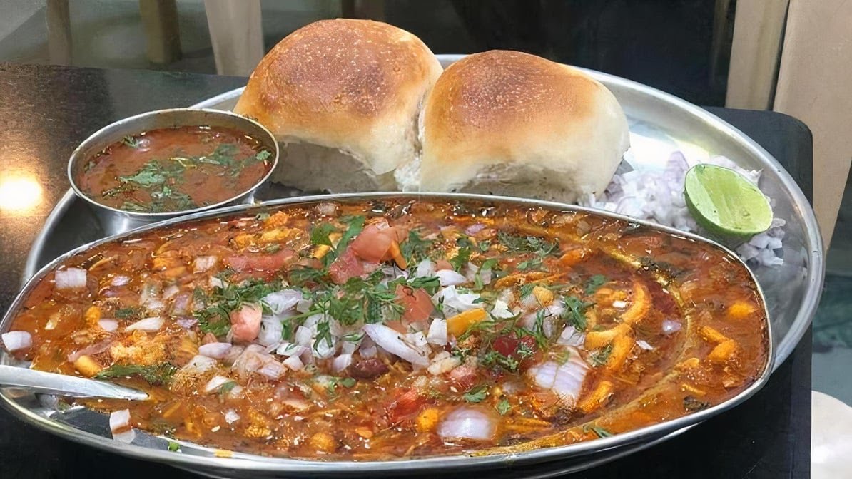 Radhe Chaat by null