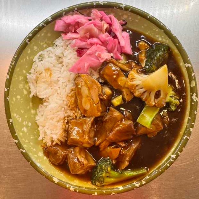 Eden Noodles Manukau四川担担面Manukau by null