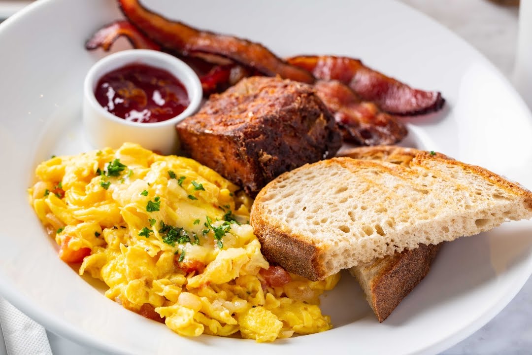 Common Bond Bistro & Bakery by null