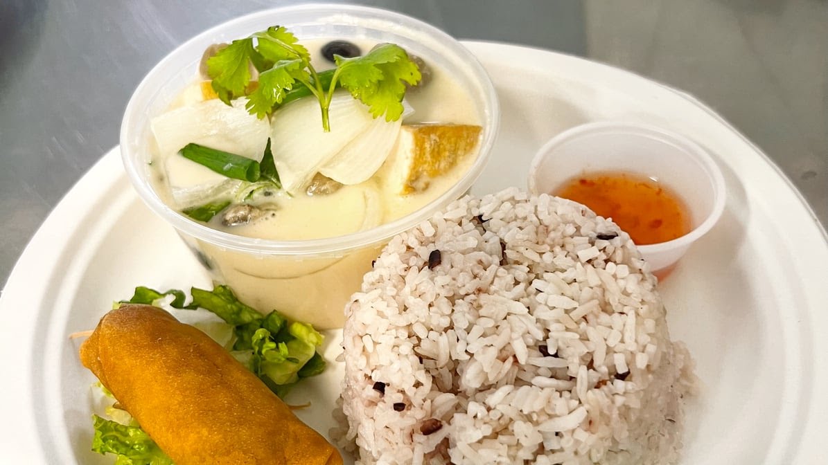 Mana Thai Cafe by null