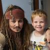 Johnny Depp visita a niños hospitalizados en San Sebastián | Parte 1