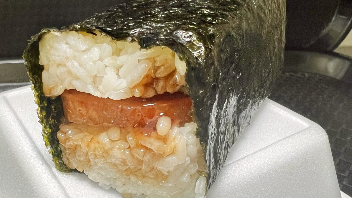 LEFTY-J’S ISLAND FAVORITES (Twain Ave) by null