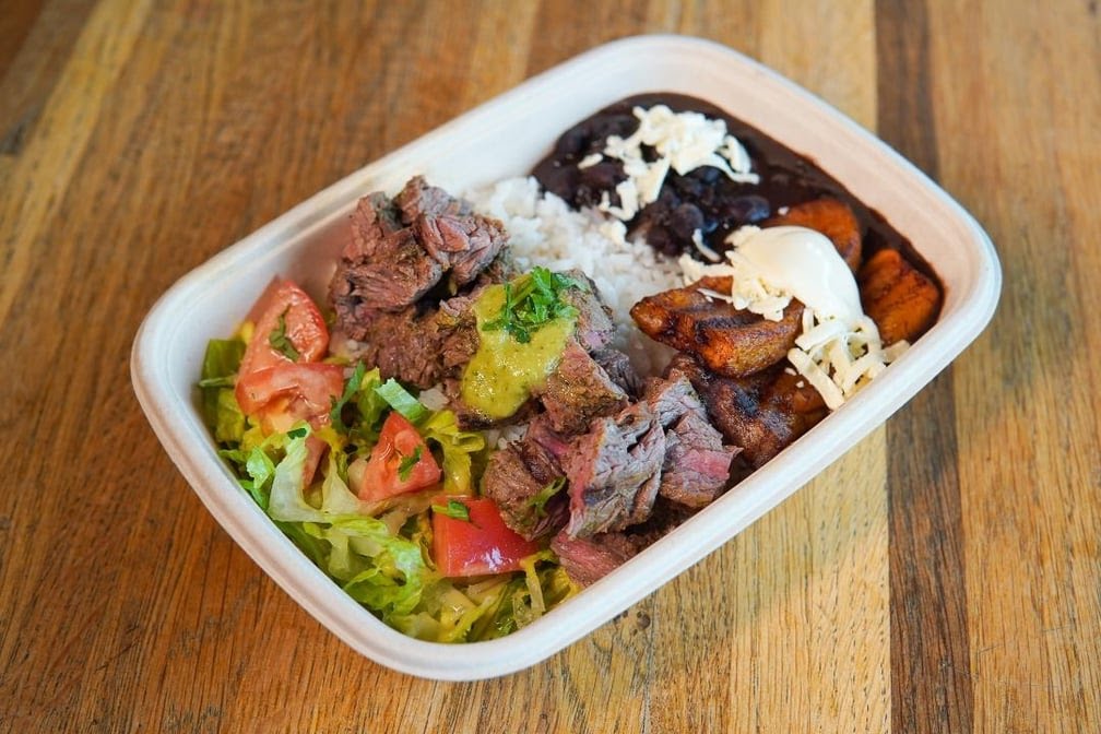 Doggi's Arepa Bar by null