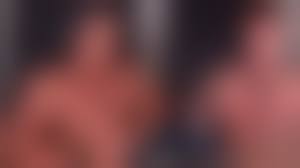 女性ボディビルダー　ヌード無修正|Naked女性ボディービルダーはジムで彼女の大きなクリトリスをポーズします - Pornhub.com