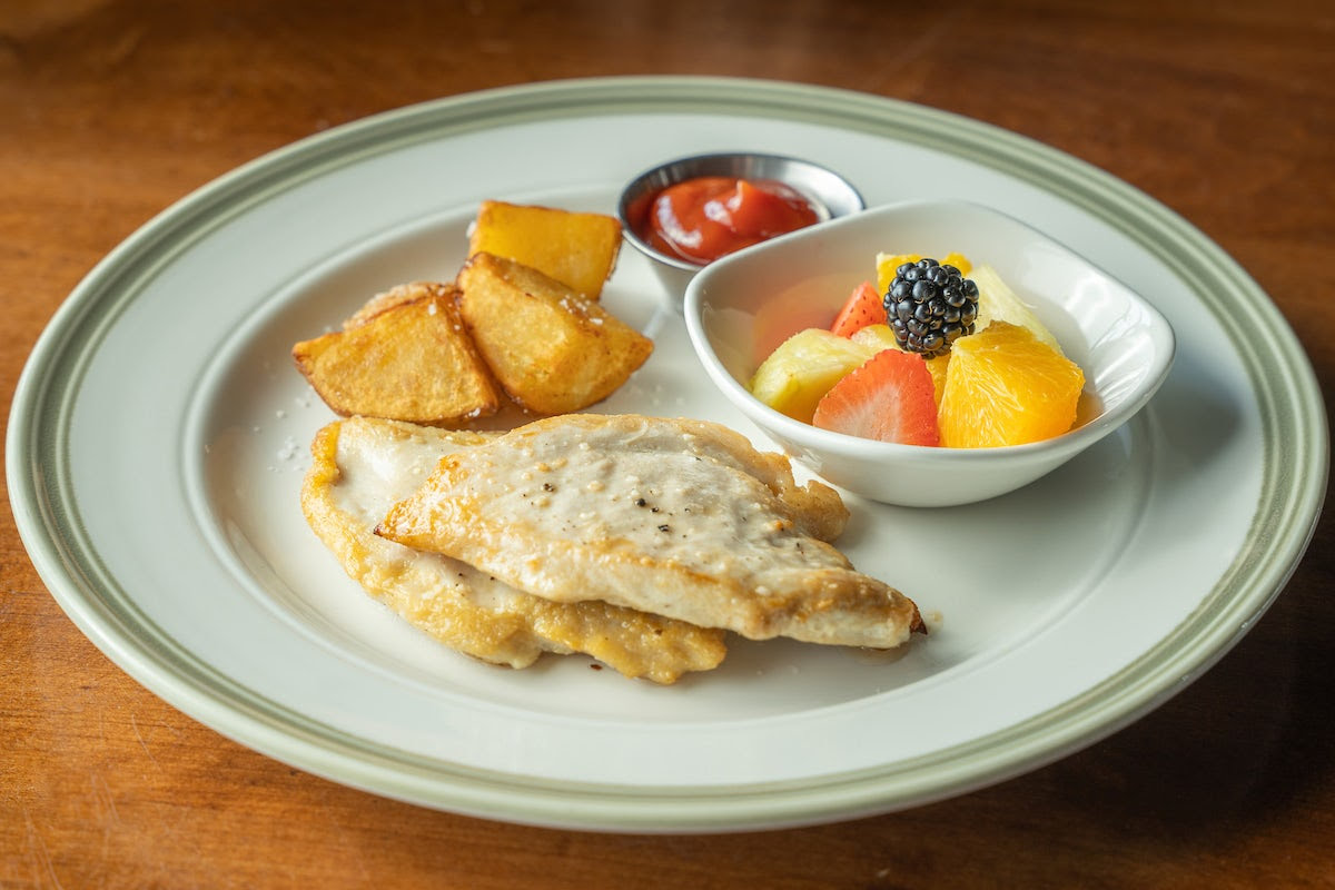 Piccolo Buco by Cooper's Hawk by null