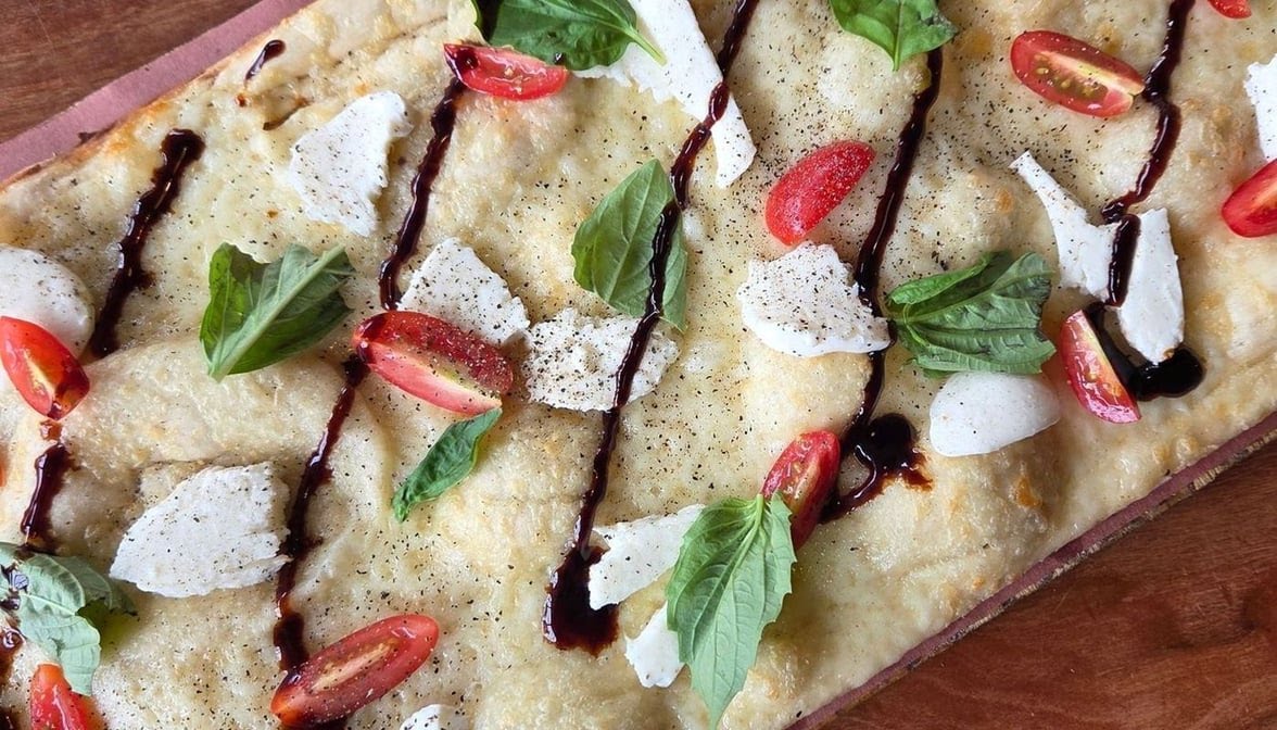 Jules Thin Crust by null