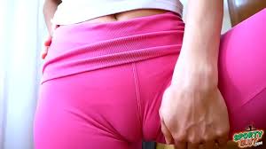 Cameltoe yoga pants jpg x Yoga pants cameltoe