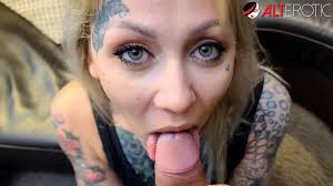 Inked brunette curvy bitch nayomi sharp enjoys interracial homemade pounding jpg x Nayomi sharp blowjob