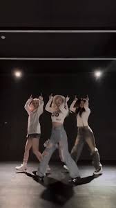 gfriend sinb Nude fakes|How K-Pop band, GFriend, Used Beauty to Reinvent Themselves | Glamour UK