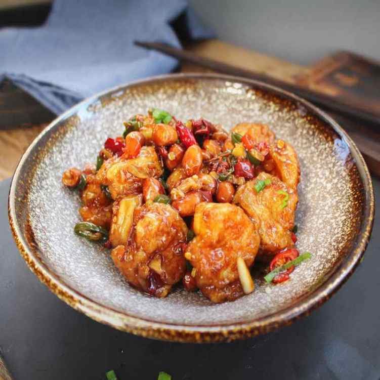 Cheung Hing Restaurant by null