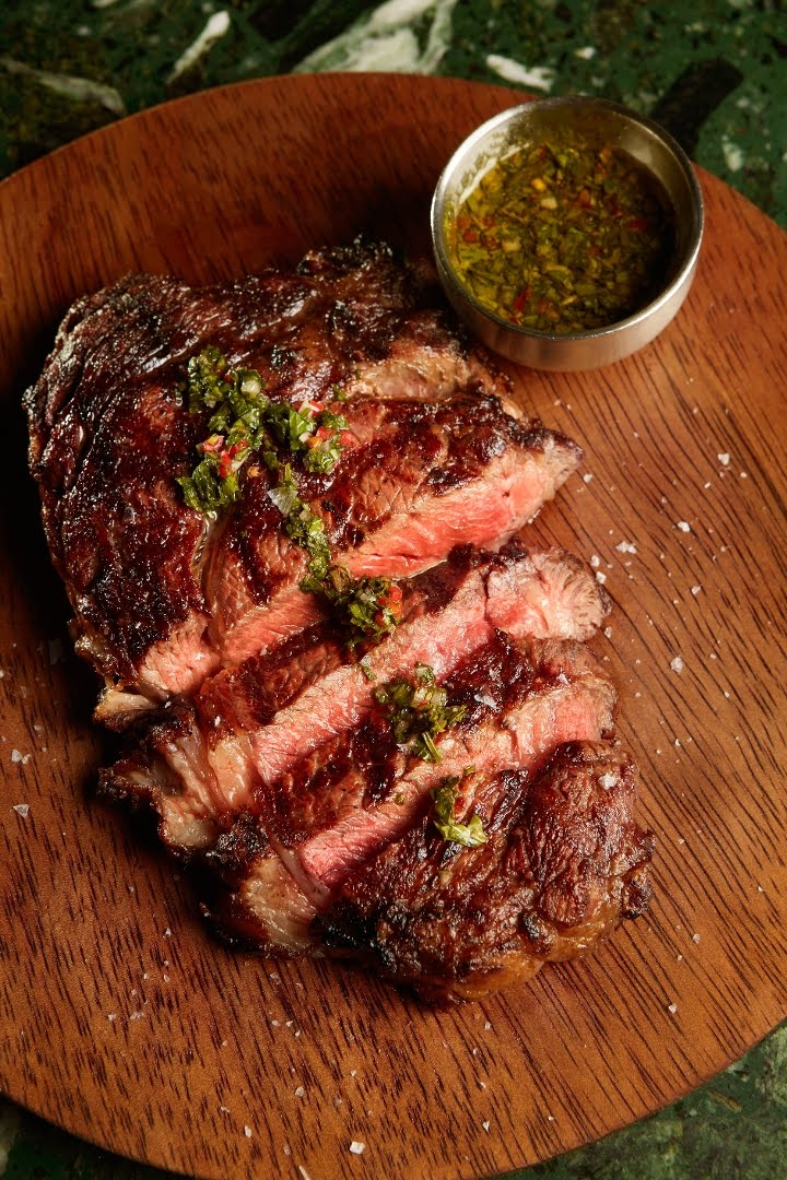 Orilla Bar & Grill by null