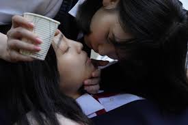 女子高生　レズ　写真|ＪＫレズ 百合の戯れ 大人向け雑誌 DVD付属180分｜Yahoo!フリマ（旧PayPayフリマ）