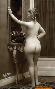 Kinky retro woman licks nipple fucked hard jpg x Vintage female