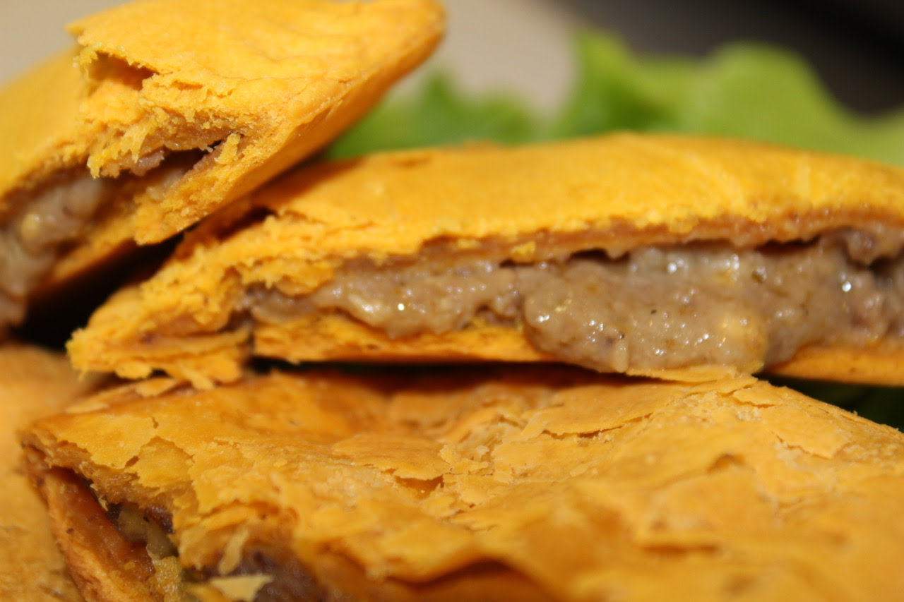 Island to Table Patty Hut by null