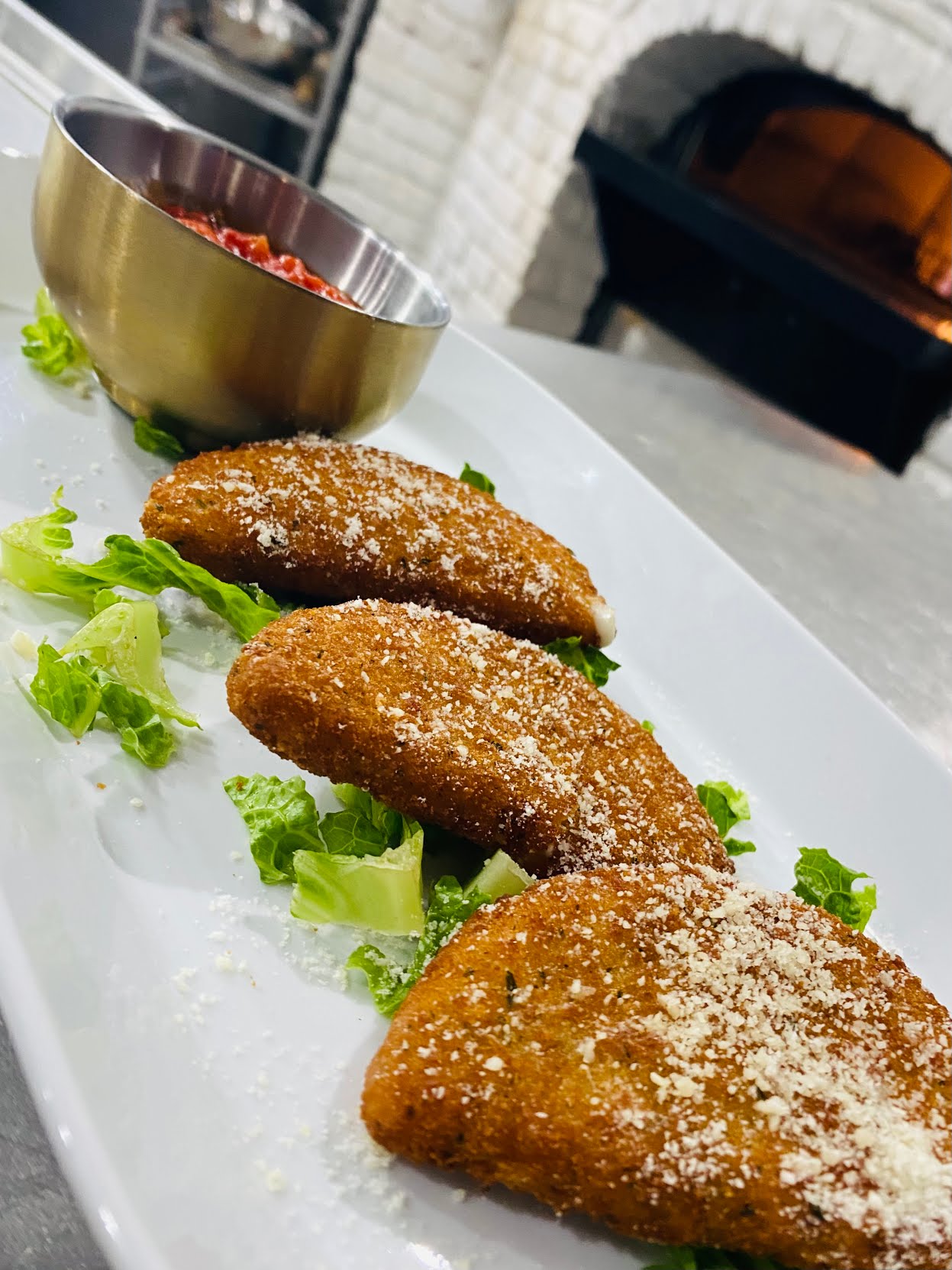 Gigi's at Maxwell's Plum by null